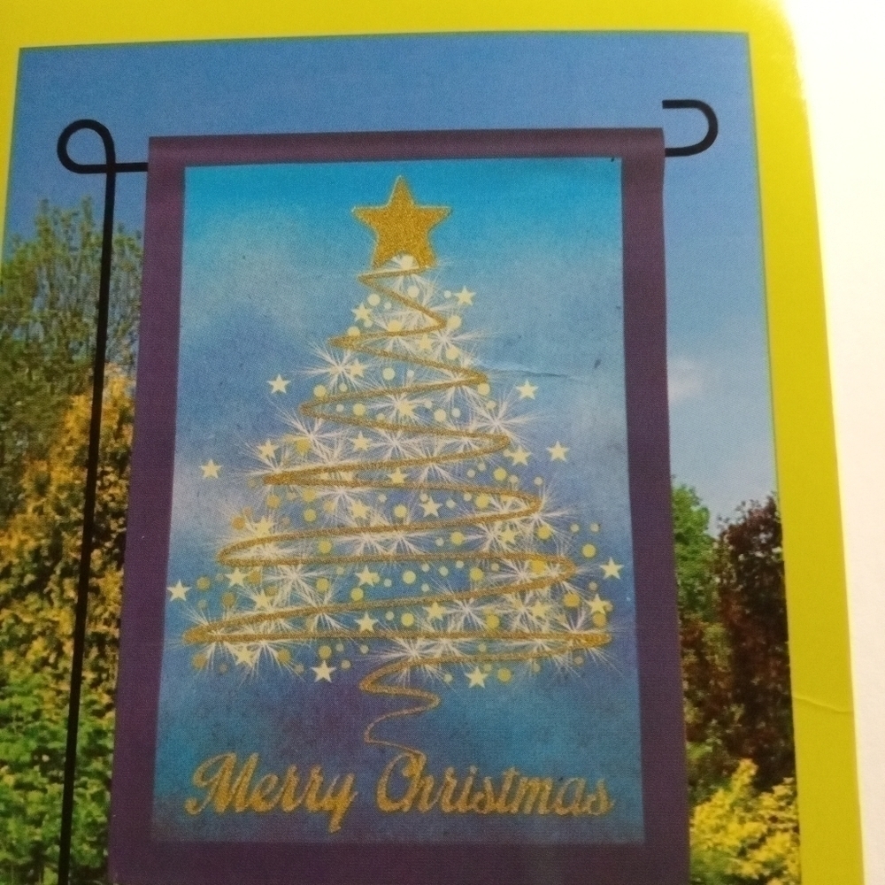 Holiday Meadow Creek Suede Garden Flag 12.5x18"  Double sided, "Gold Chr…